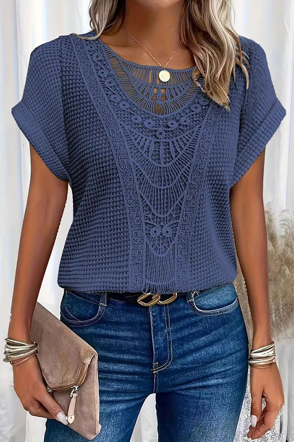 Chic Lace-Trimmed Crew Neck T-Shirt