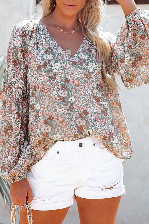 Chic Floral Print V-Neck Blouse